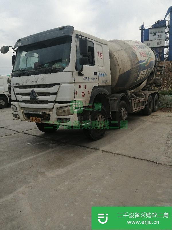 轉(zhuǎn)讓出售國(guó)四豪沃宇通攪拌車