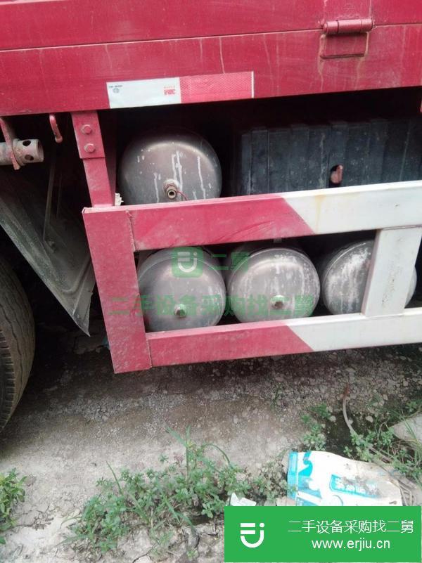轉(zhuǎn)讓處理16年二手德龍高欄單車 336馬力 前四后八輪工程車