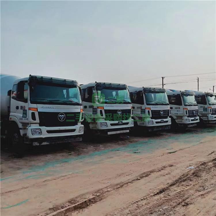 急售9成新二手?jǐn)嚢柢嚫Ｌ餁W曼14方攪拌罐車