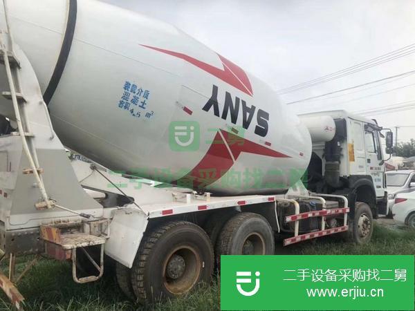 低價出售一臺14年豪沃攪拌車，三一上裝大12方，國四排放