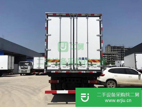 9.6米東風天龍冷藏車低價出售