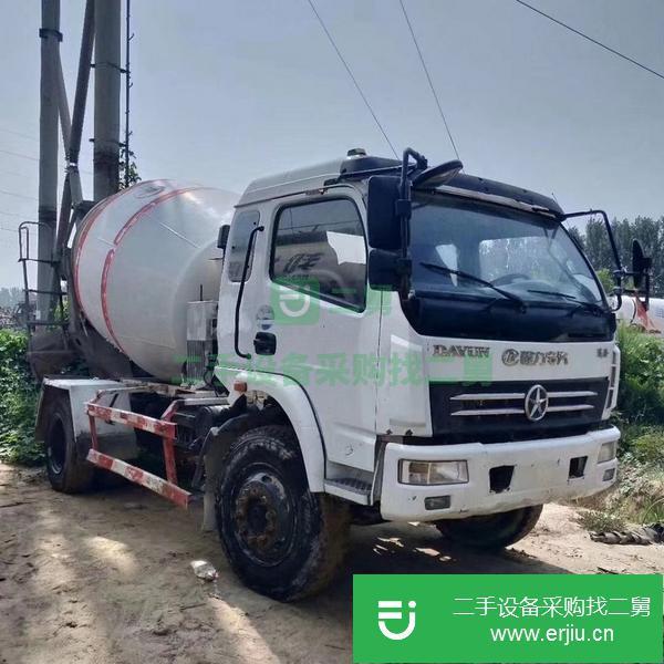 低價出售15年6方大運攪拌車，進口泵，153后橋，手續(xù)齊全