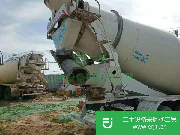 低價出售18年歐曼攪拌罐車