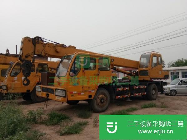 轉(zhuǎn)讓二手的06年徐工12B吊車