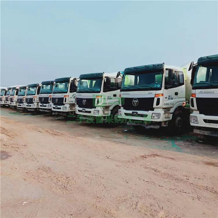 急售9成新二手?jǐn)嚢柢嚫Ｌ餁W曼14方攪拌罐車