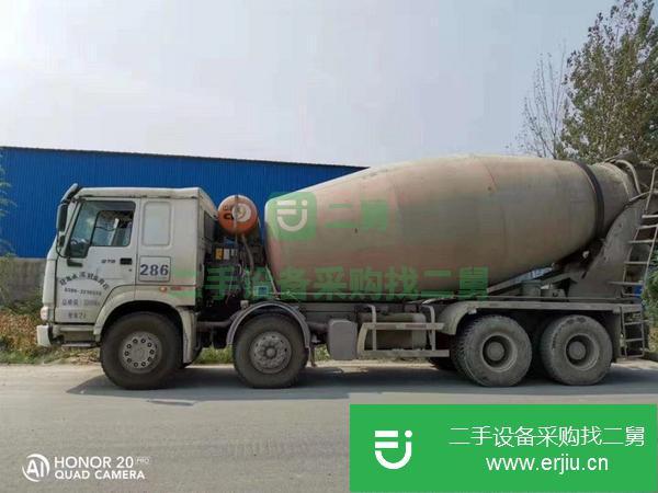 轉讓二手的八成新的豪沃,中聯上裝攪拌車