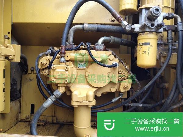 低價出售純進口卡特323挖機四臺