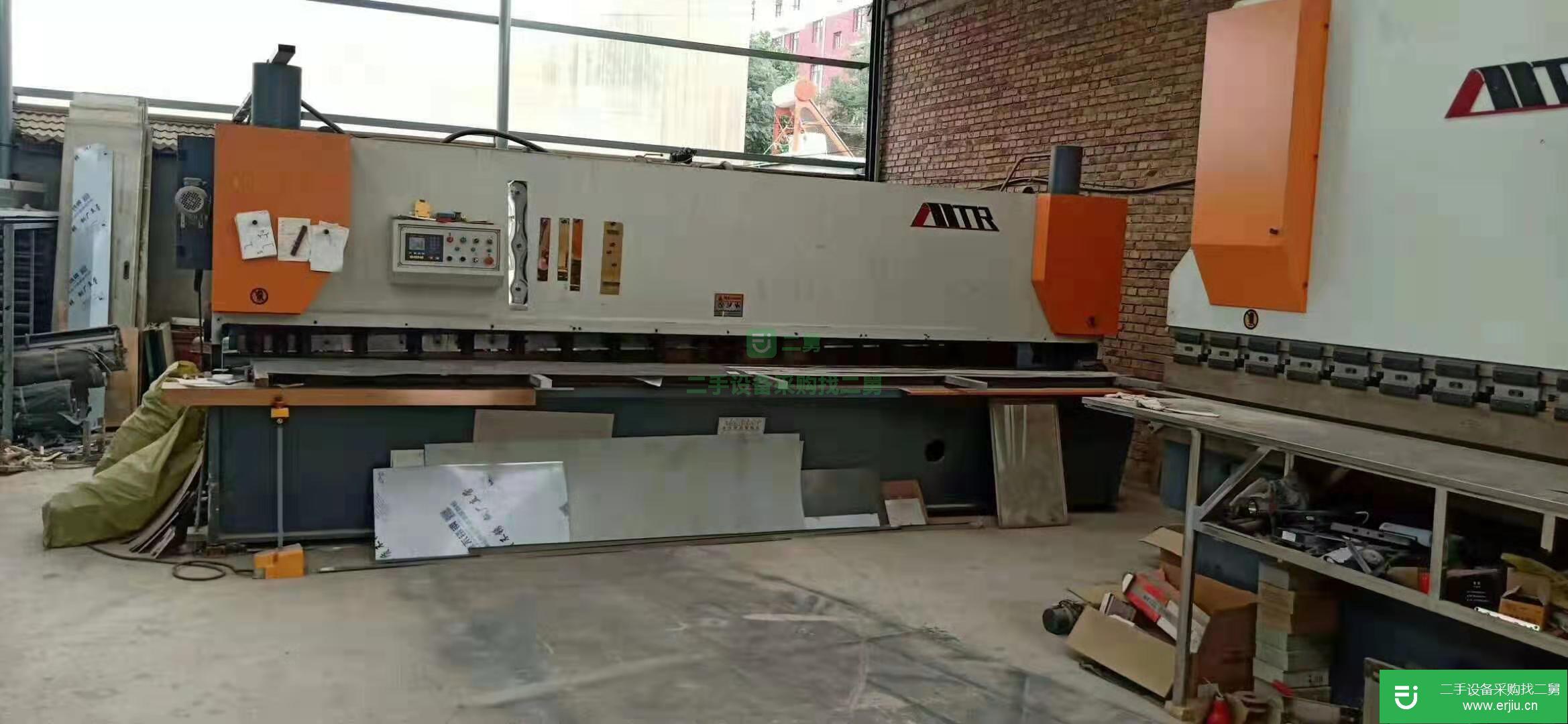 低價出售5米剪板機折彎機一套