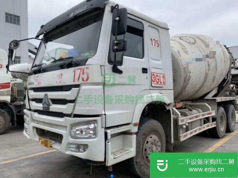 轉(zhuǎn)讓:欽州重汽豪沃大12方攪拌車防城港國(guó)四車