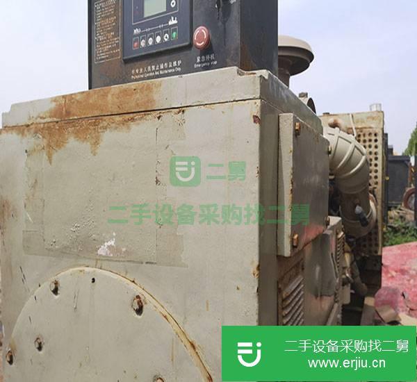 300千瓦二手柴油發(fā)電機(jī)組低價(jià)轉(zhuǎn)讓康明斯發(fā)電機(jī)組