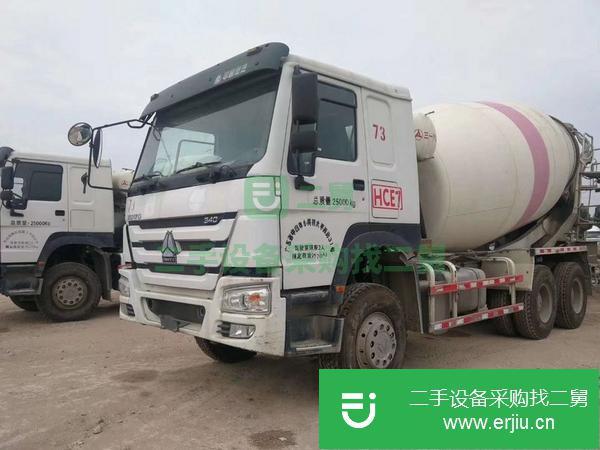 低價出售兩臺14年豪沃攪拌車，大12方，國四排放