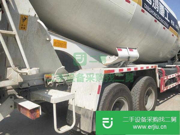 轉讓二手的18年國五,豪沃唐山宏達上裝,前四后八攪拌車