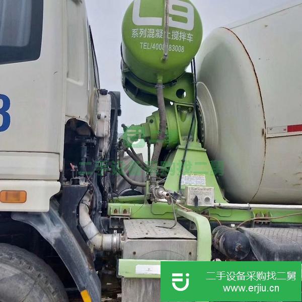 低價出售17年歐曼攪拌車，大12方，國五排放，車況精品，可提檔過戶