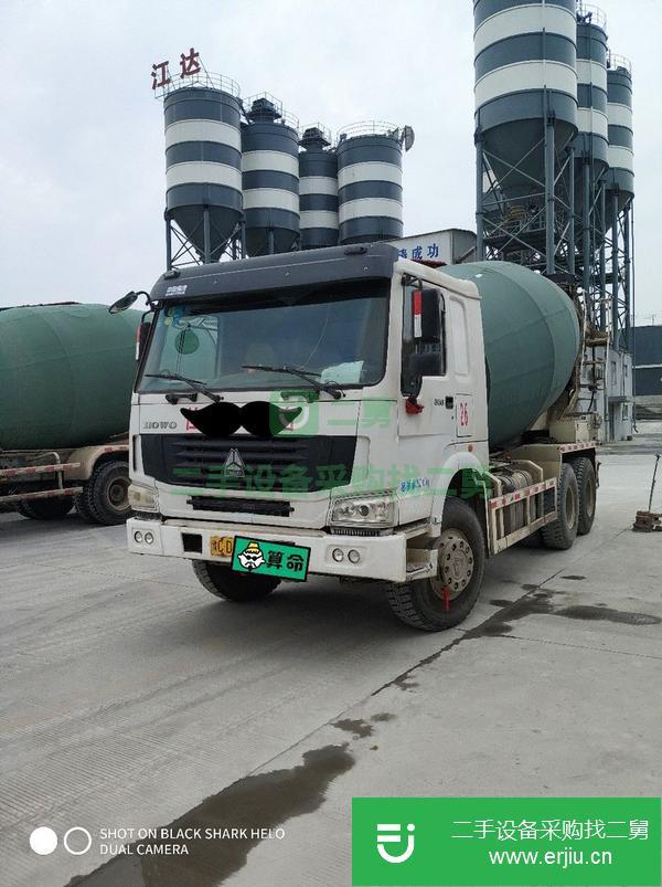 轉讓歐曼2014，豪沃2012年水泥攪拌車