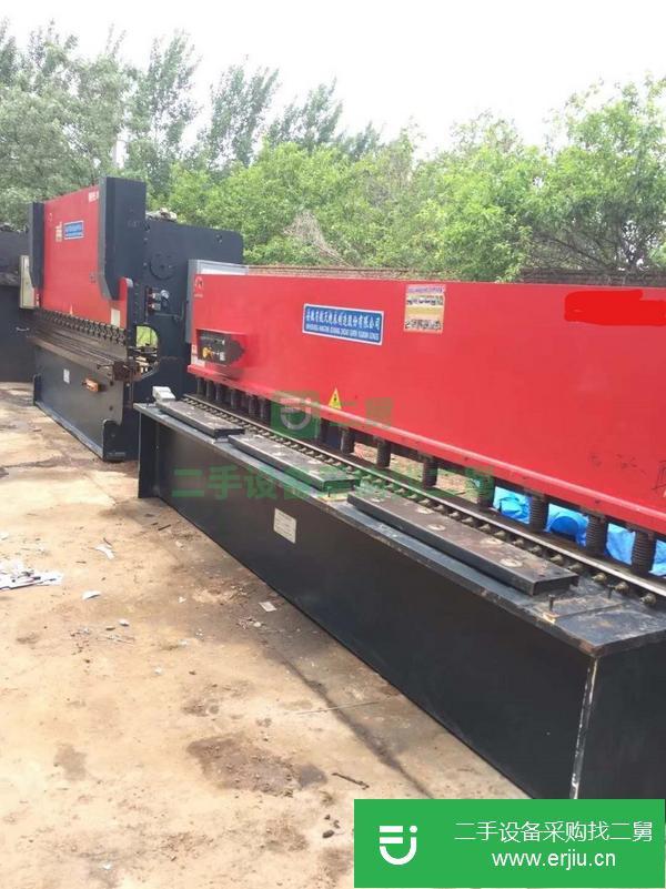 低價出售轉(zhuǎn)讓 63噸到200噸折彎機