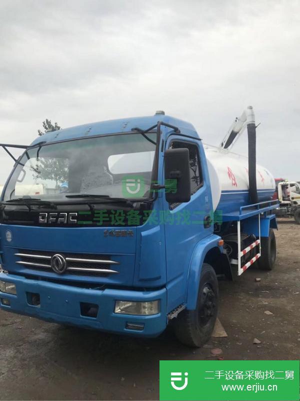 轉(zhuǎn)讓多利卡吸糞車(chē)