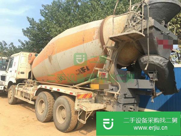 轉讓二手的14年國四 豪沃12方攪拌車