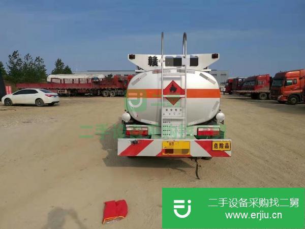 轉(zhuǎn)讓東風5噸油罐車二手帶手續(xù)低價處理,