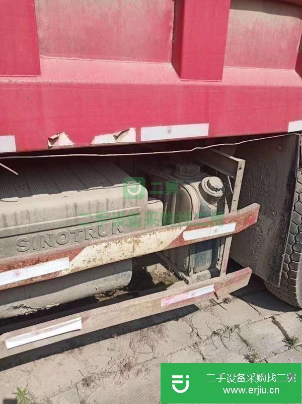 出售個人二手國四重汽豪沃8米渣土車