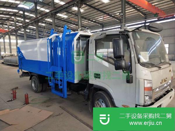 出售長安密封垃圾車價格優(yōu)惠 小型壓縮垃圾車  環(huán)衛(wèi)車?yán)?8方壓縮垃圾車