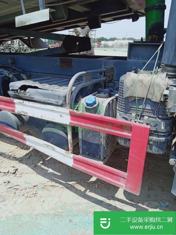 轉(zhuǎn)讓16年二手豪沃自卸車 380馬力 后八輪