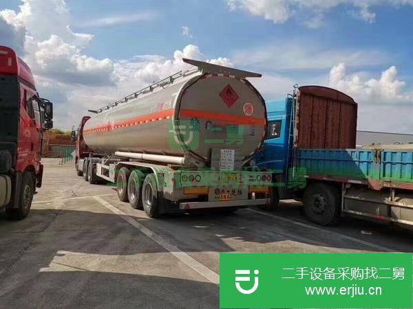 轉讓解放半掛車低價急處理