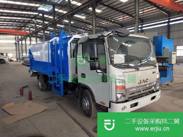 出售長安密封垃圾車價格優(yōu)惠 小型壓縮垃圾車  環(huán)衛(wèi)車?yán)?8方壓縮垃圾車