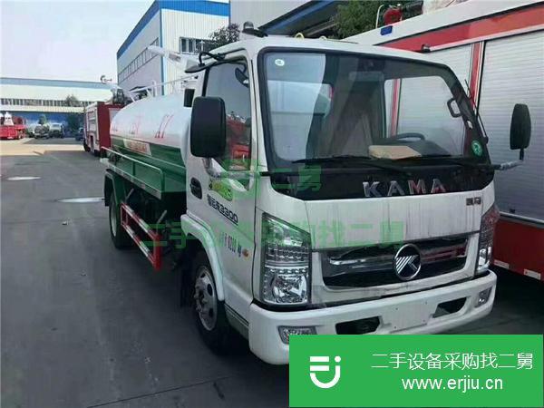 轉讓凱馬吸糞車 3300軸距 5.6方超大公告容積國五