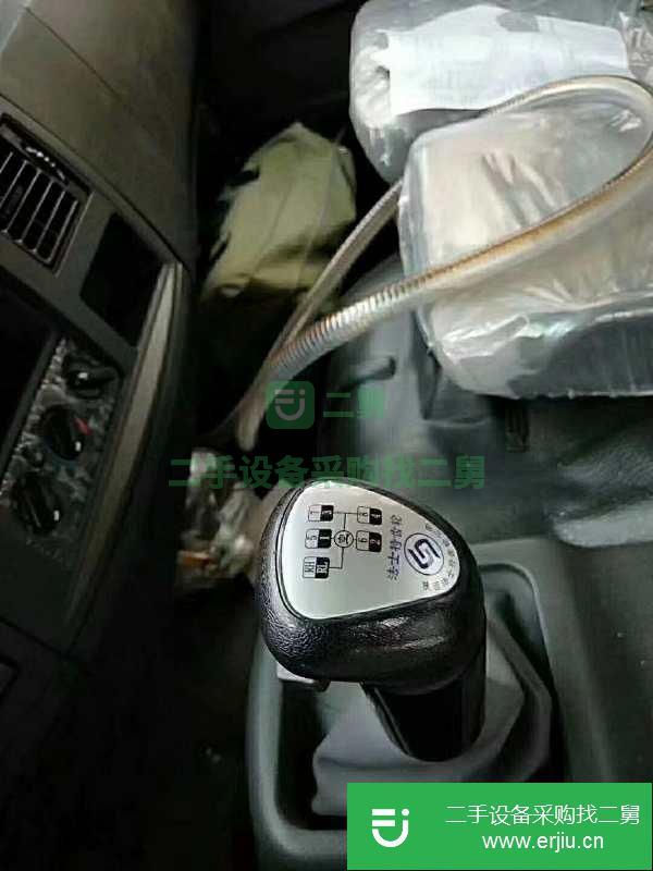轉讓國五新規8到12噸加油車包上戶 包出營運證