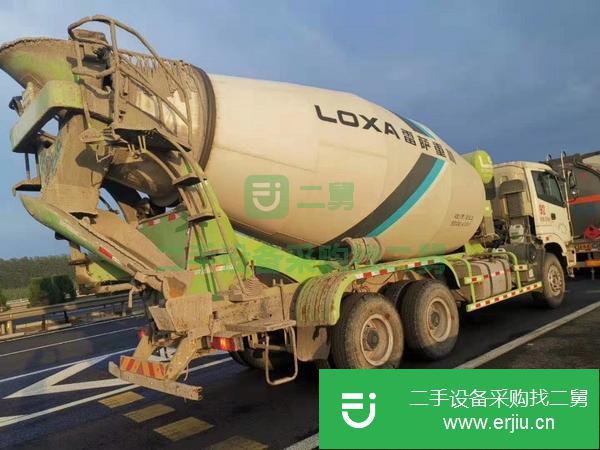 攪拌站出售一批歐曼國語攪拌車