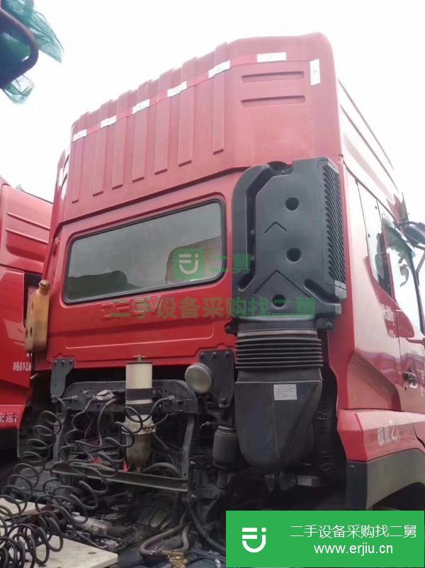 轉(zhuǎn)讓精品天龍:  雷諾雙驅(qū)420,都是原版精品車,牽引車