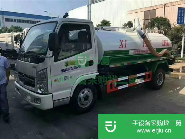 轉讓凱馬吸糞車 3300軸距 5.6方超大公告容積國五