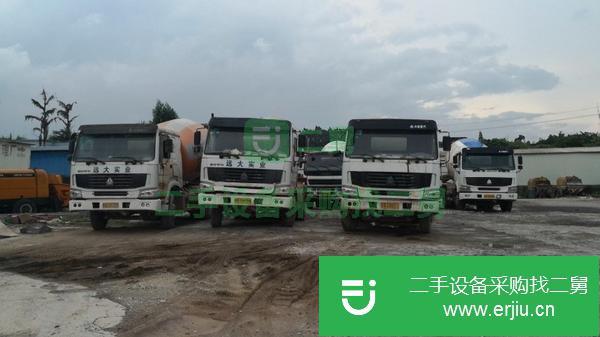 轉讓南寧牌豪沃大10方攪拌車現場看車