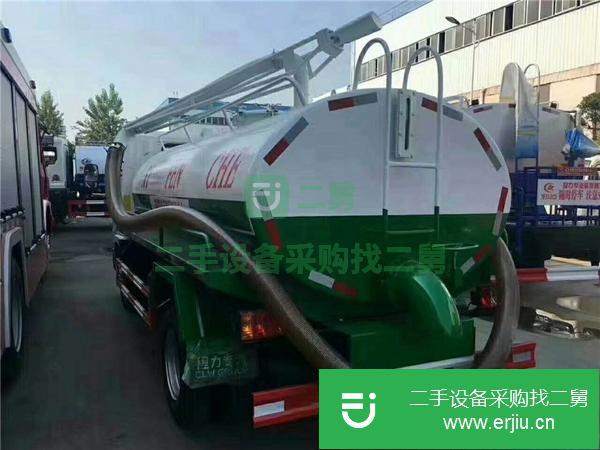 轉讓凱馬吸糞車 3300軸距 5.6方超大公告容積國五