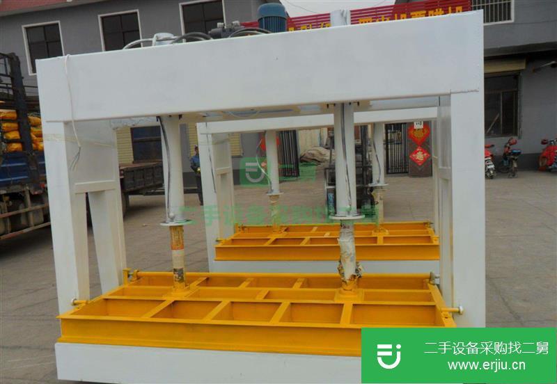 轉(zhuǎn)讓出售江蘇常州二手木工熱壓機(jī)