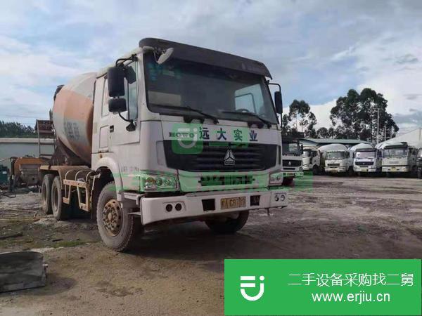 轉讓二手的精品特價13年重汽豪沃攪拌車