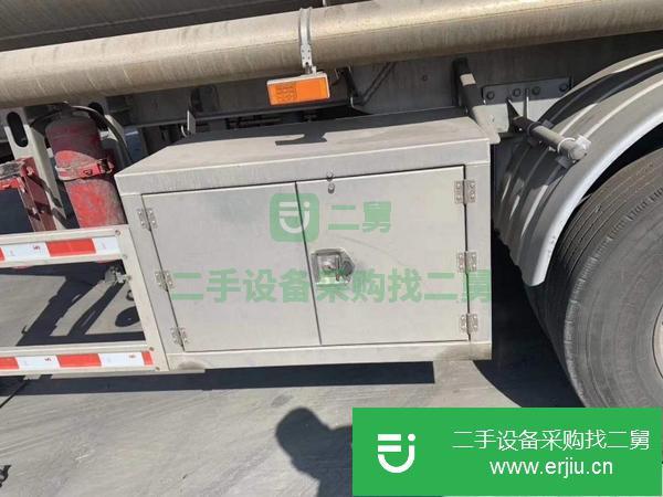 轉讓4臺17年國五危險品半掛車