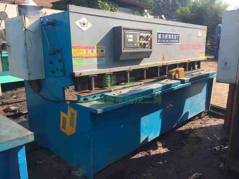 急售9成新液壓折彎?rùn)C(jī)，液壓剪板機(jī)河北省-廊坊市