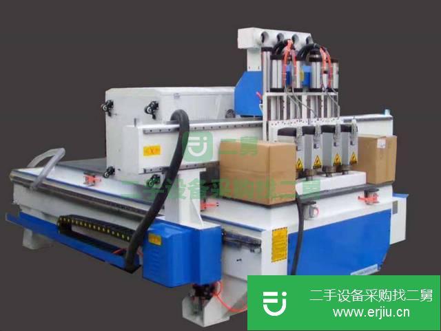 三頭雕刻機(jī)1325衣柜門(mén)雕刻木工開(kāi)料機(jī)