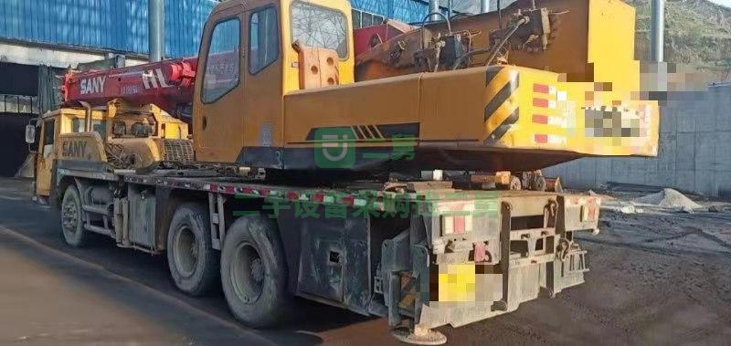 出售二手三一25噸吊車，手續齊全