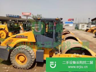 安慶市個人低價急賣二手26噸壓路機