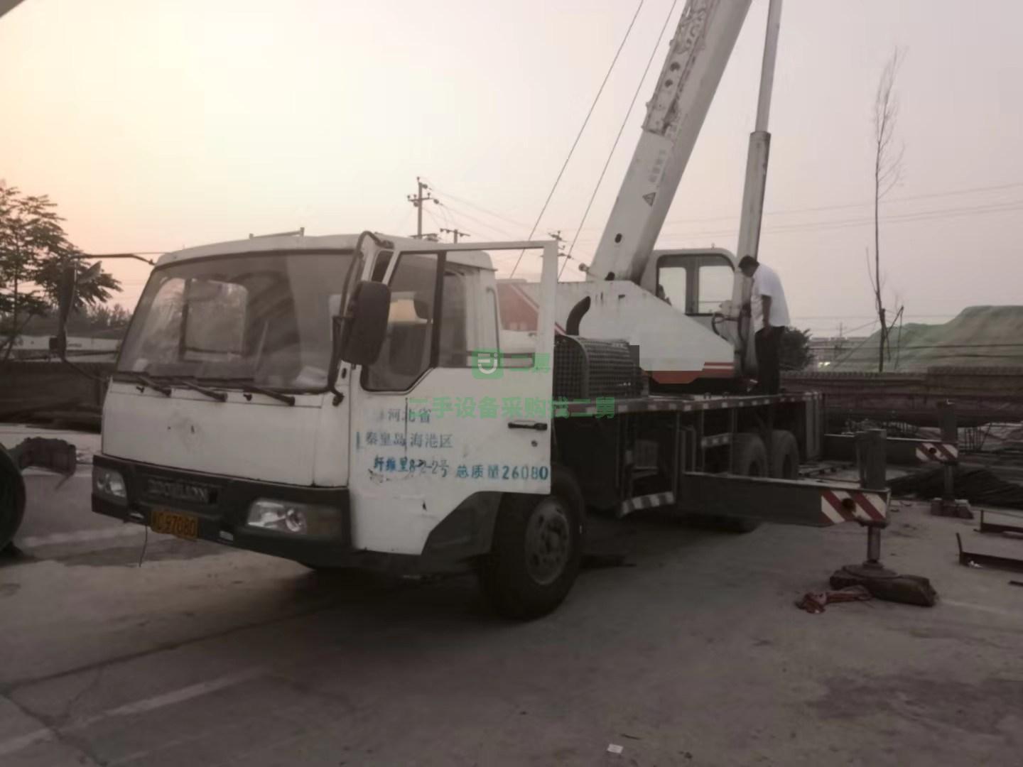急售08年中聯20噸國三吊車，手續齊全