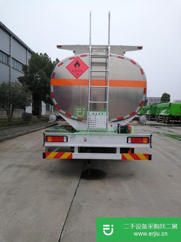 轉讓東風天龍前四后八鋁合金油罐車 包上戶可辦理營運證