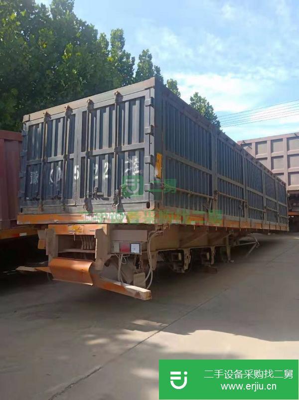 出售一批9.5米側翻半掛車 價格美麗