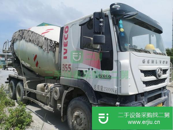 轉讓17年國五14方紅巖攪拌車  車況漂亮
