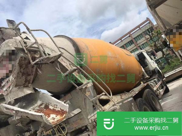 轉讓16年4月豪沃大十四方二臺。徐工上裝攪拌車。15年9月徳隆18方一臺。
