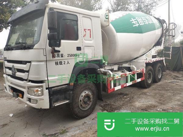 轉(zhuǎn)讓18年重汽豪沃國(guó)五，大14方，混泥土攪拌車