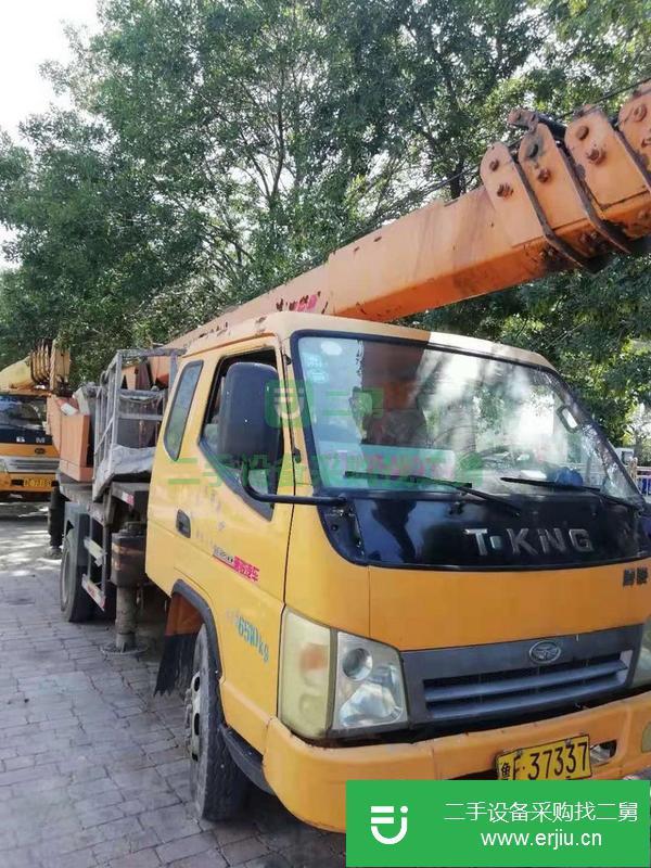轉讓魯星  12年 7成新 7噸吊車