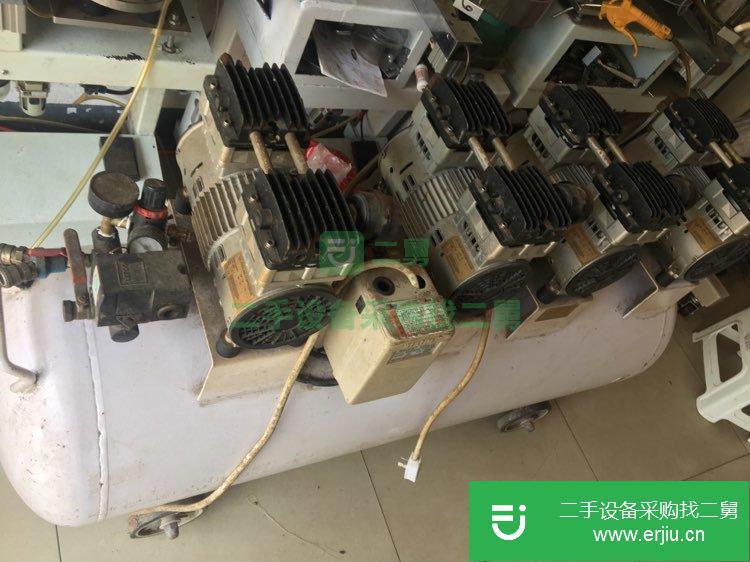 轉(zhuǎn)讓出售二手威雷特?zé)o油空壓機