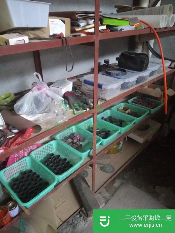 轉(zhuǎn)讓膠帶分切機1300型